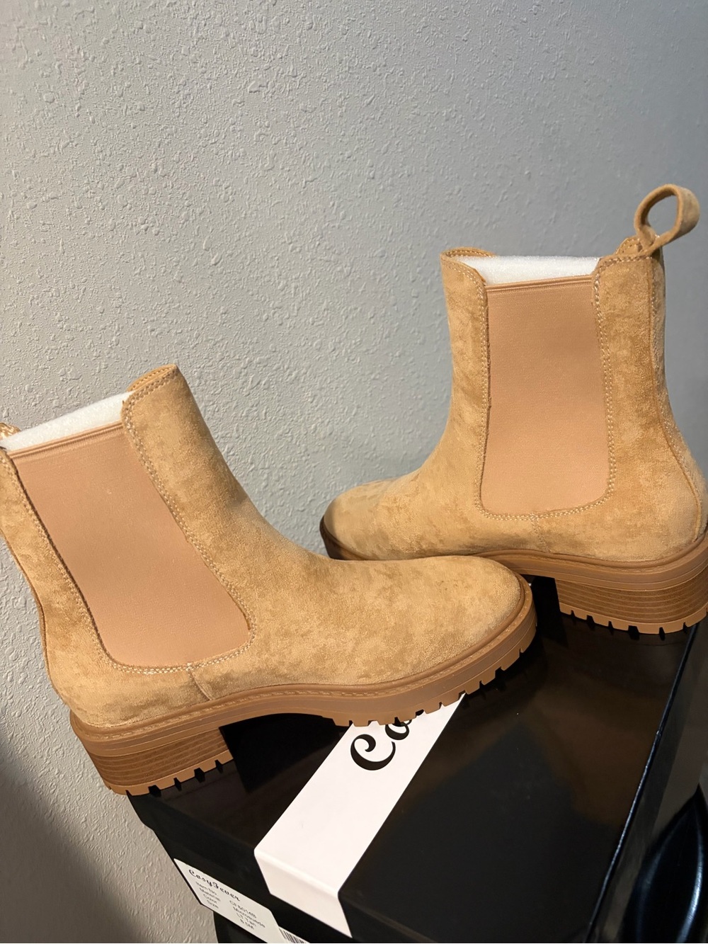 Chelsea Suede Platform Ankle Boots in Camel